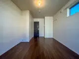 Dakota House 1R / 1K