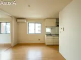 ロイヤル三軒茶屋 1DK / 1LDK