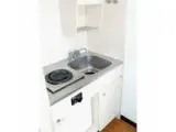 マートルコート中目黒第2 8階 805号室 ワンルーム https://img4.athome.jp/image_files/path/bGkZolTpuHItIms3ws4-kw==?height=160&width=160&margin=true&du...