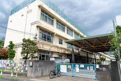 烏山小学校