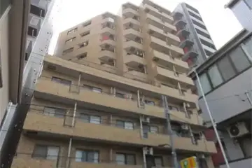 ライオンズマンション初台第3の外観