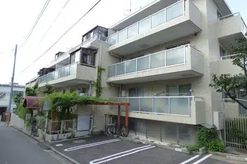 マノワール小滝園の外観