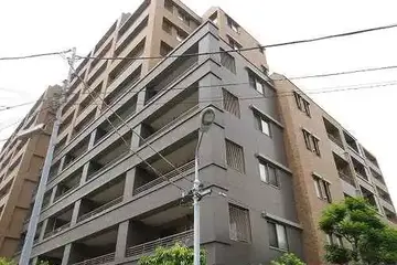 ライオンズ東京根岸レジデンスの外観