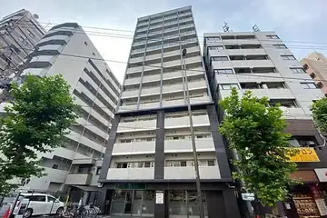 カスタリア三ノ輪の外観