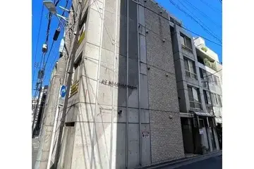 AZ ASAKUSABASHIの外観
