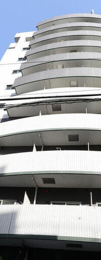 ラルジュマノワール