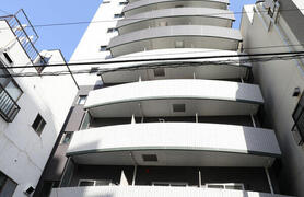 ラルジュマノワール