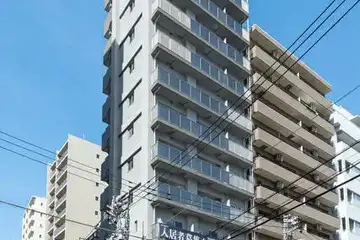 シーズンフラッツ元浅草4丁目の外観