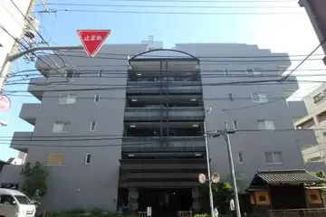 ラ・フォレ根岸の外観