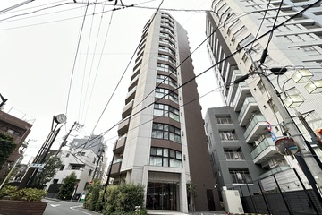 レジディア文京小石川IIの外観