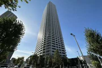 ザ・パークハウス西新宿タワー60の外観