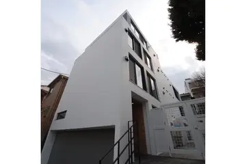 LEGALAND早稲田南の外観