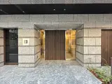 コンシェリア田町 エントランス
