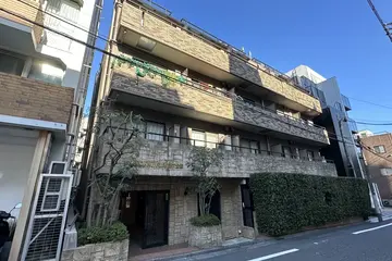 フェニックス麻布狸穴公園の外観