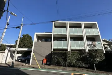 フレアージュ白金台の外観