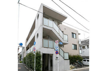 ヴェルデ柿の木坂の外観