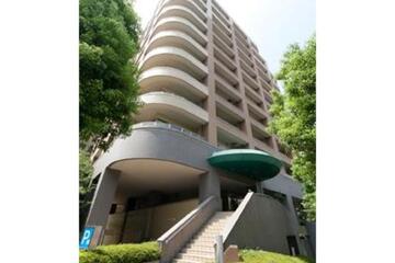 西早稲田東ウイングの外観