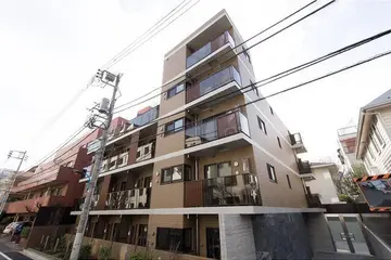 クロノガーデン神楽坂の外観