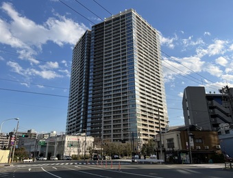 GLOBAL FRONT TOWER