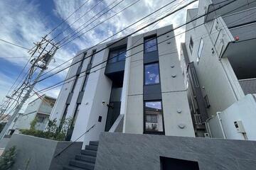 Reve Residence 代々木の外観
