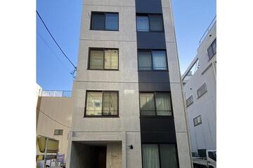 ラシクラス上野の外観