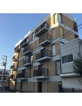 ザ・リバーハウス