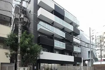 プラシード青山の外観