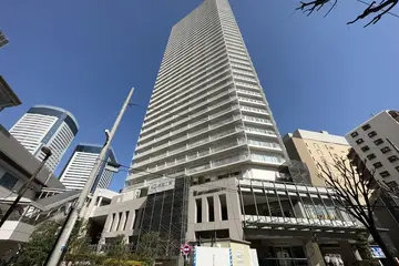 豊洲シエルタワーの外観