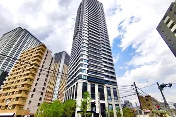 プラウドタワー東池袋ステーションアリーナの外観