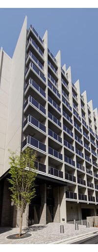 コンフォリア新宿