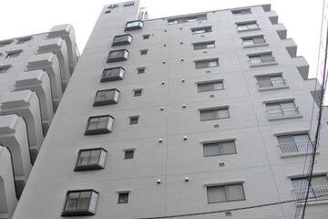 中銀第2東上野マンシオンの外観