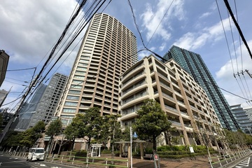 パークコート麻布十番 三田ガーデン棟の外観