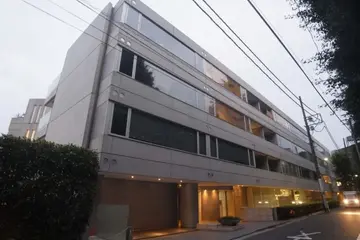 クエストコート原宿の外観