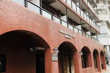 新宿御苑前マンションの外観