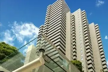 泉ガーデンレジデンスの外観