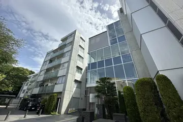 シャレール広尾の外観