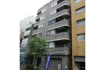 AKKレジデンス新宿の外観