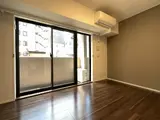 コンシェリア新橋 SIX 洋室