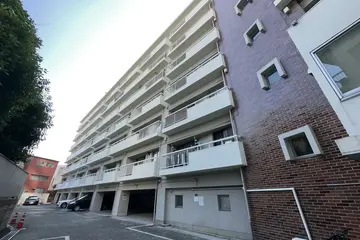 ライオンズマンション赤坂の外観