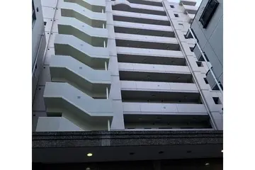 秀和溜池山王レジデンスの外観