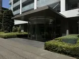 THE CREST TOWER エントランス