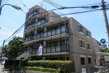 カスタリア新宿7丁目の外観