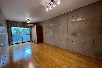 オネイロスの外観