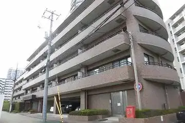 ラビ目黒の外観
