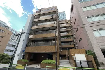 虎ノ門ガーデンの外観