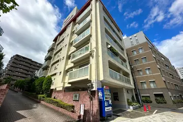 パレス赤坂の外観