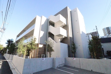 クレイシアIDZ新宿落合ディアコートの外観