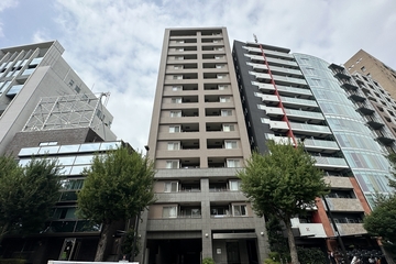 パークキューブ市ヶ谷の外観