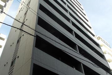 フェニックス市谷本村町の外観