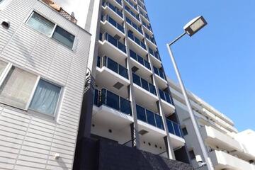 ミリアレジデンス新宿御苑の外観
